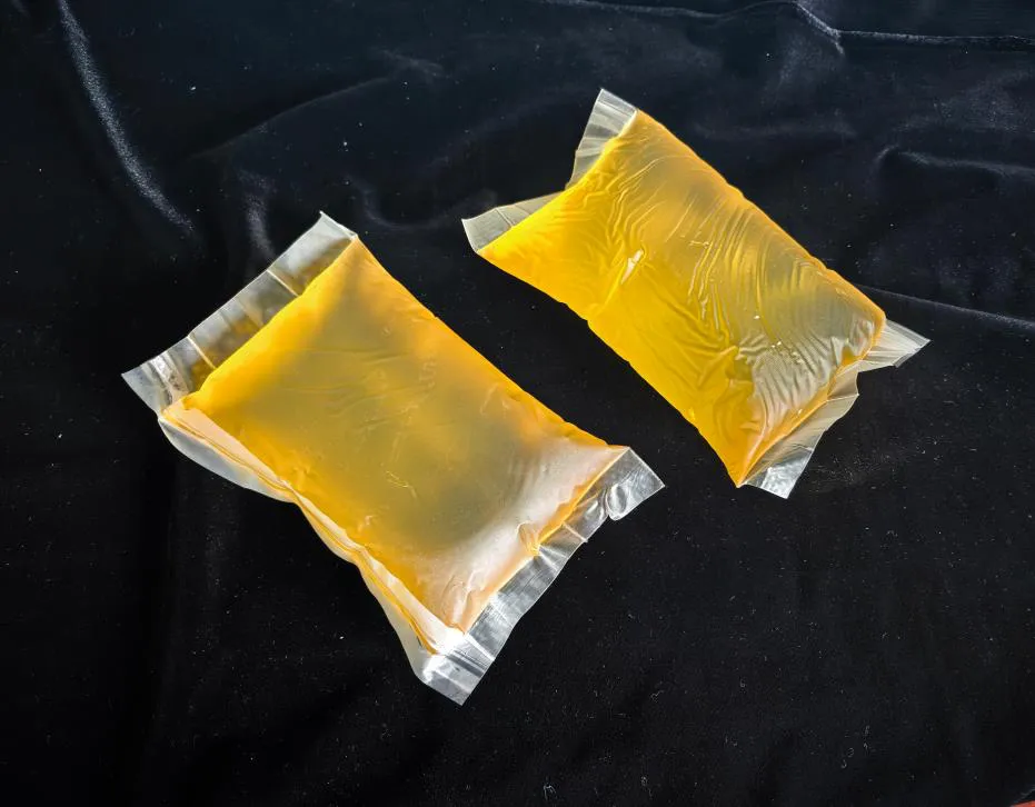 发展低毒和无毒的环保型胶粘剂已成为胶粘剂工业发展的主流